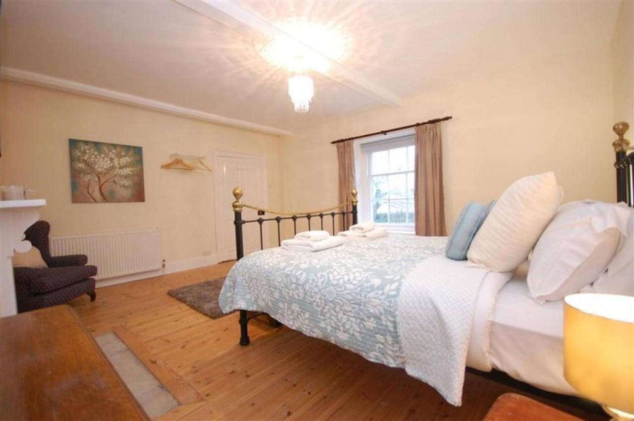 Manor House Moreton - Entire Holiday Home Ντόρτσεστερ Εξωτερικό φωτογραφία